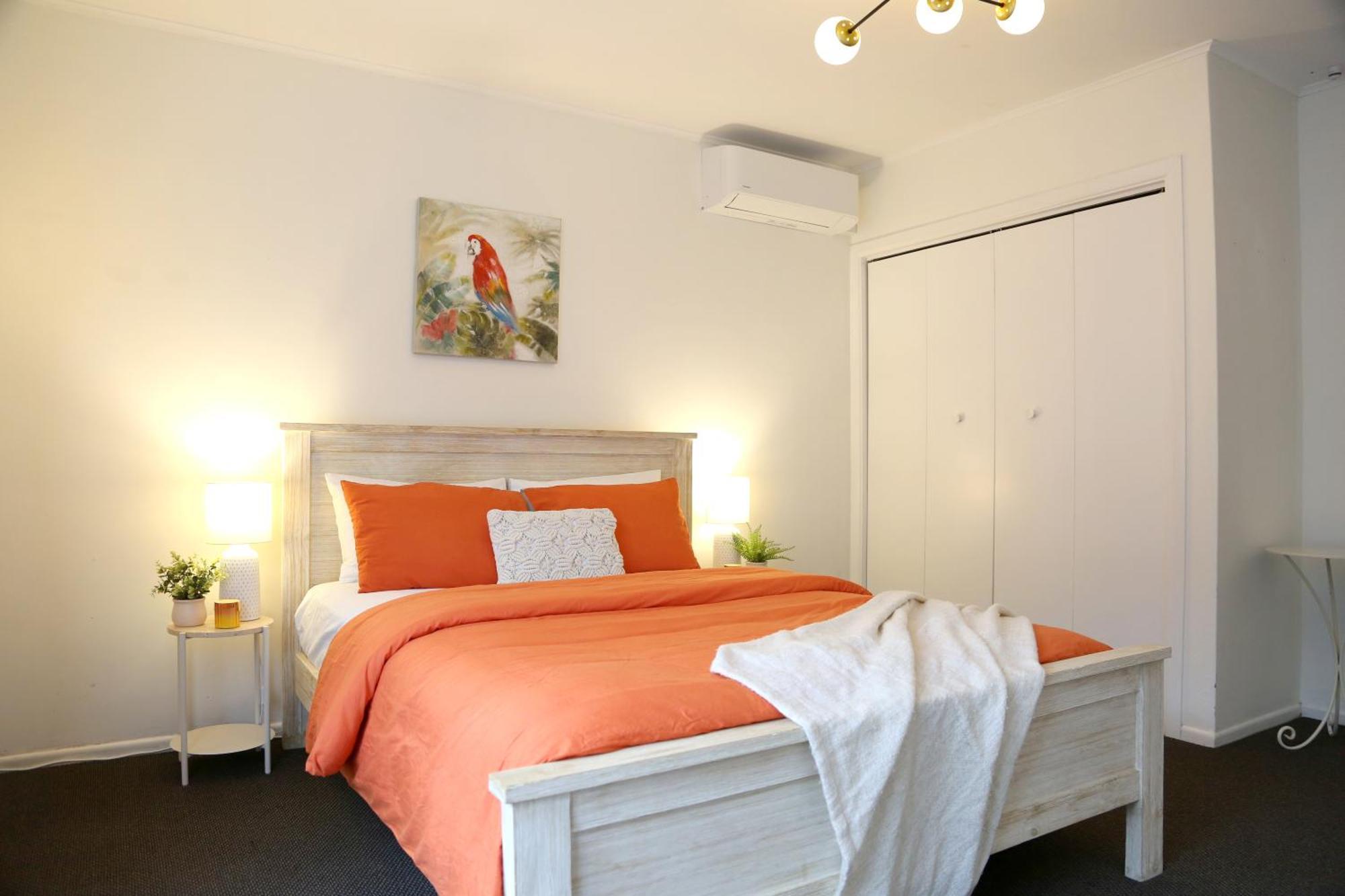 Skyline Haven - Entire Apartment - Free Parking, Espresso, Netflix - 15M To Cbd, Stadium, Ferry ウェリントン エクステリア 写真
