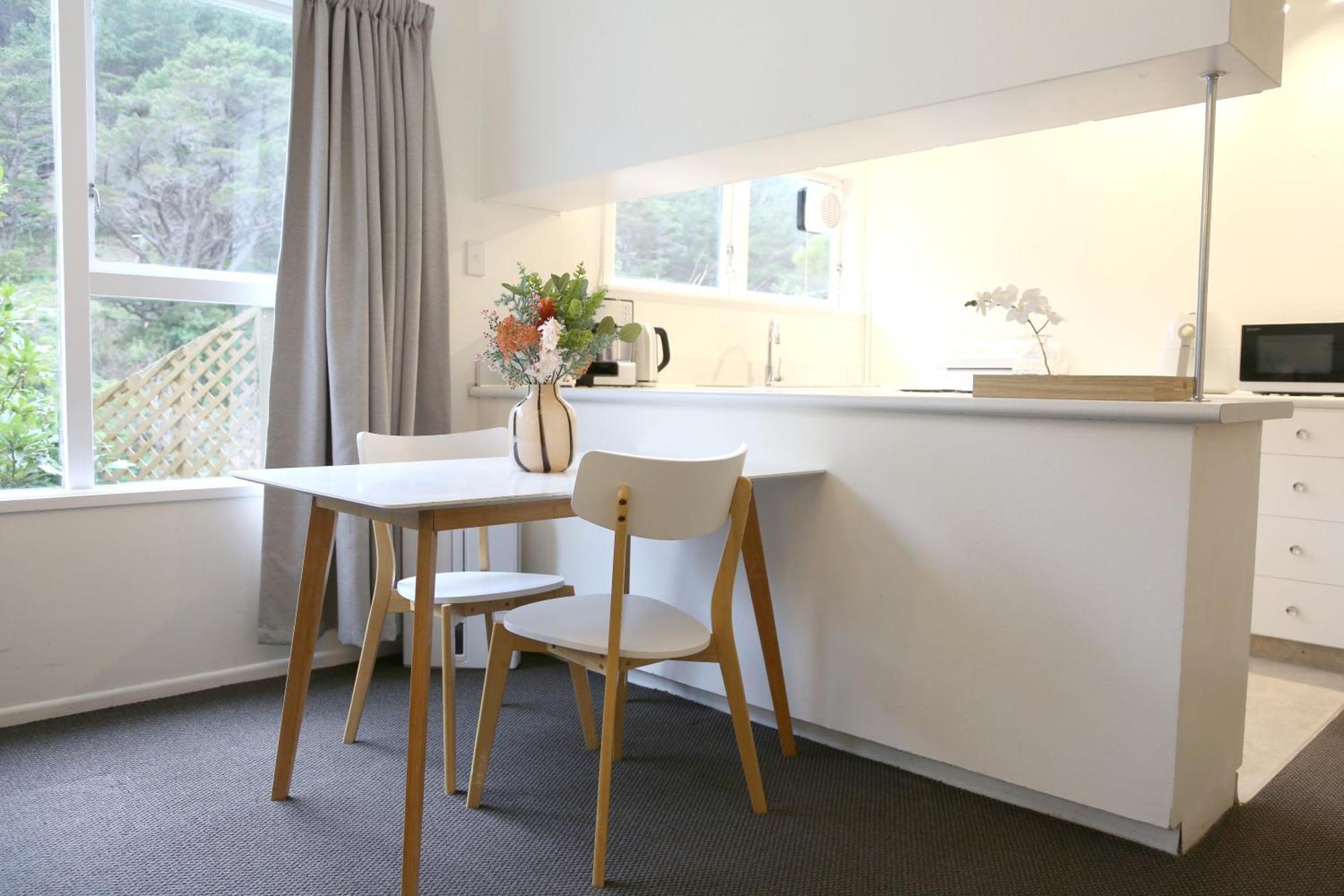 Skyline Haven - Entire Apartment - Free Parking, Espresso, Netflix - 15M To Cbd, Stadium, Ferry ウェリントン エクステリア 写真
