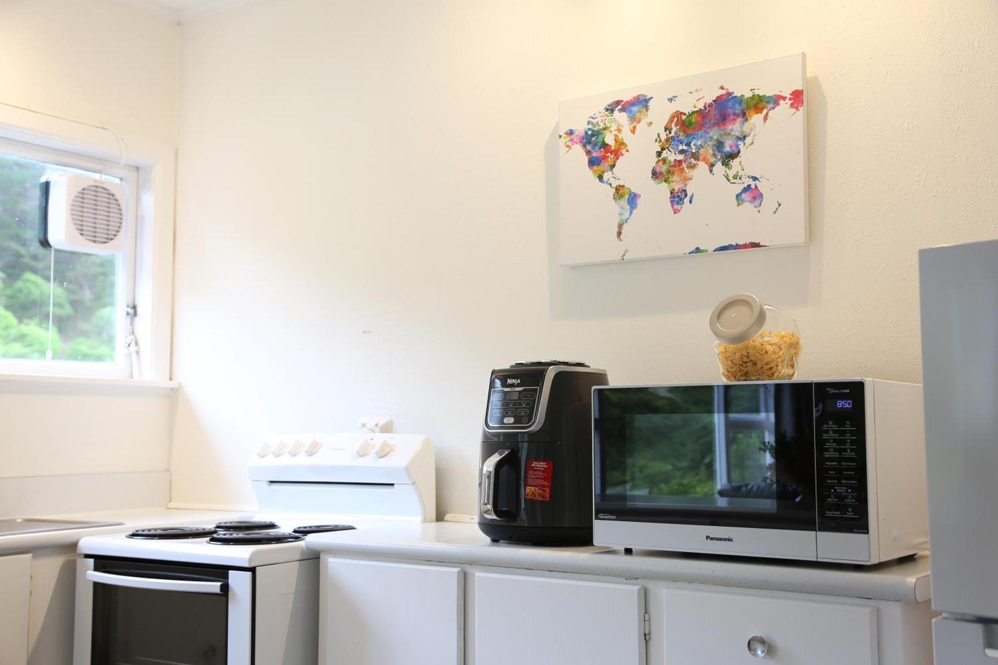 Skyline Haven - Entire Apartment - Free Parking, Espresso, Netflix - 15M To Cbd, Stadium, Ferry ウェリントン エクステリア 写真
